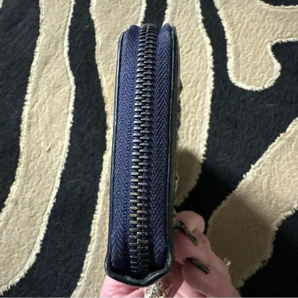 Jimmy Choo Carnaby Zip Around Continental Wallet Silver Studded Stars - Picture 9 of 12